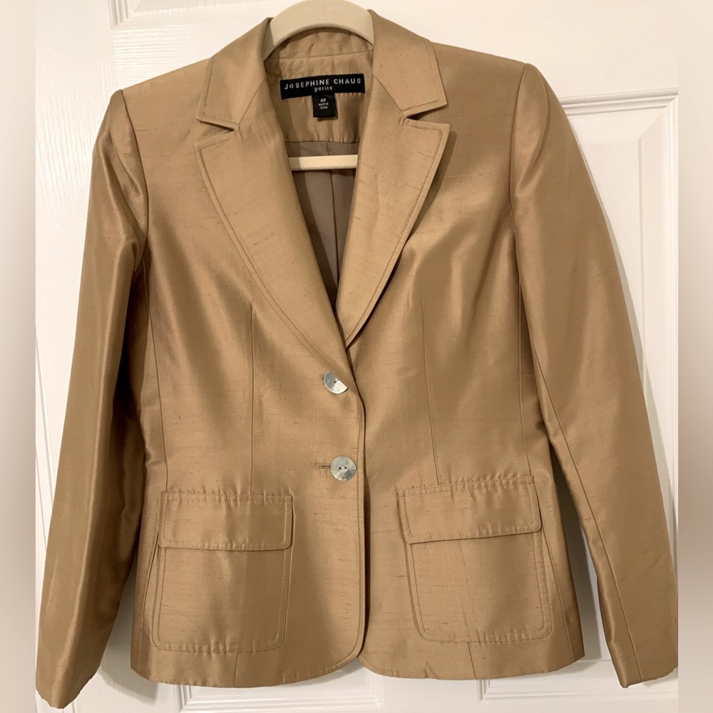 Josephine Chaus 100% Silk Blazer